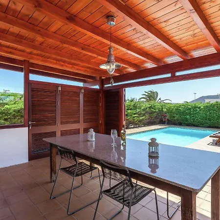 Villa Belvilla By Oyo Mango Ii 6 Pax
